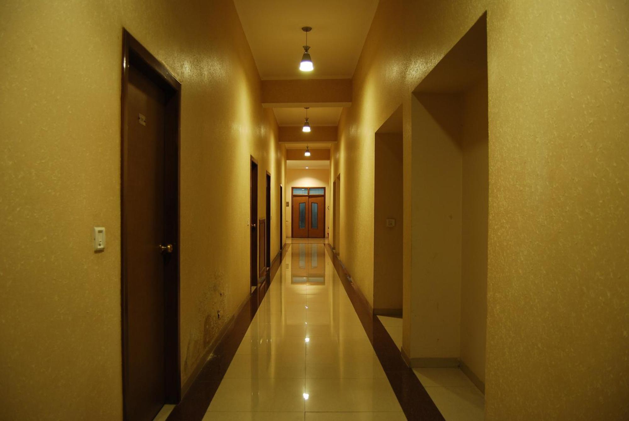Mg Regency Hotell Baddi Exteriör bild